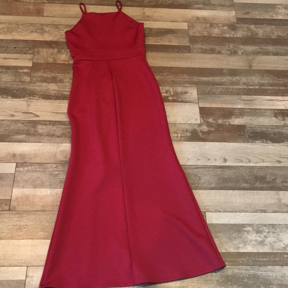 Burgundy long dress - Picture 2 of 5